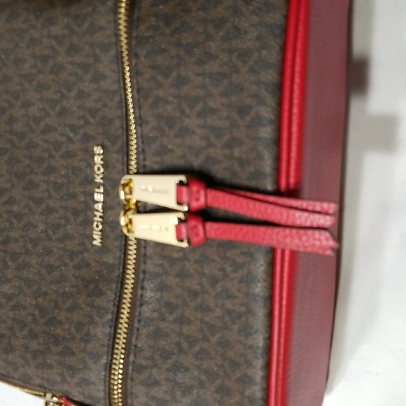 Michael Kors Rhea Zip backpack - Picture 3 of 14